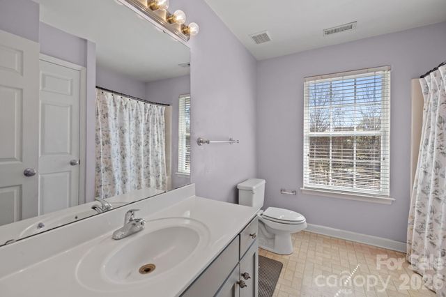 7218 Cascading Pines Drive, Tega Cay, SC 29708