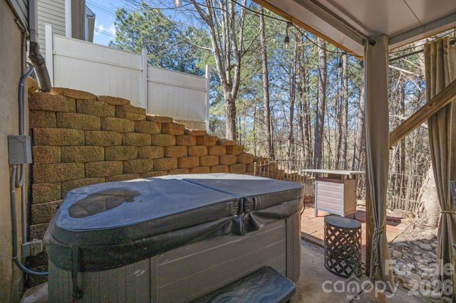 7218 Cascading Pines Drive, Tega Cay, SC 29708