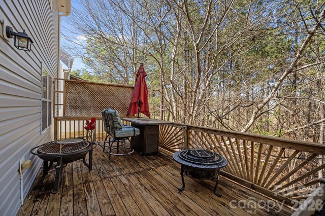 7218 Cascading Pines Drive, Tega Cay, SC 29708