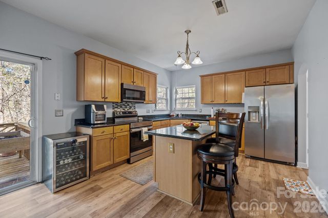 7218 Cascading Pines Drive, Tega Cay, SC 29708