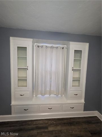 4456 W 47th Street, Old Brooklyn, OH 44144