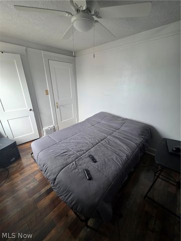 4456 W 47th Street, Old Brooklyn, OH 44144