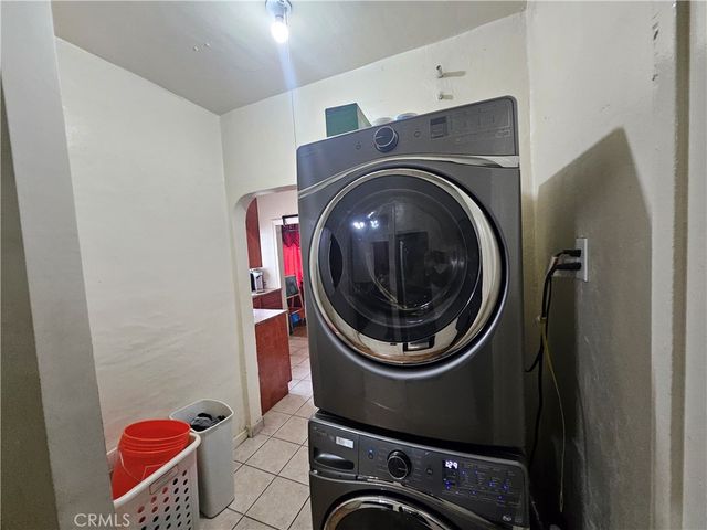 6519 Middleton Street, Huntington Park, CA 90255