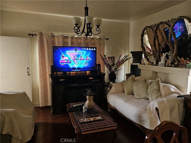 6519 Middleton Street, Huntington Park, CA 90255