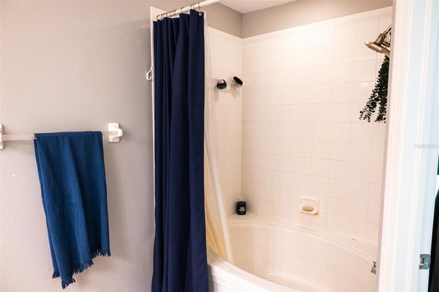 8581 SANDY BEACH STREET, Tampa, FL 33634