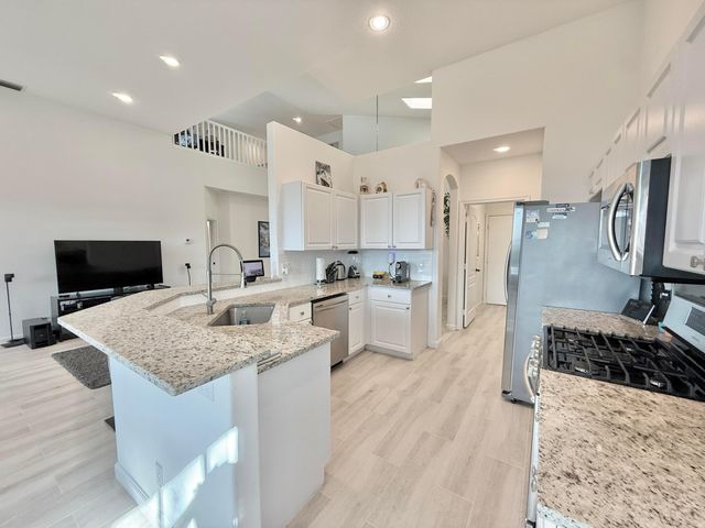 46 Pinnacle Cove, Palm Beach Gardens, FL 33418
