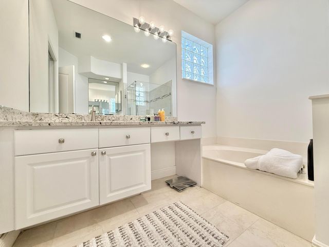 46 Pinnacle Cove, Palm Beach Gardens, FL 33418