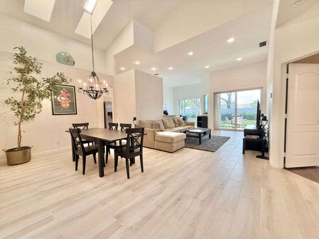 46 Pinnacle Cove, Palm Beach Gardens, FL 33418