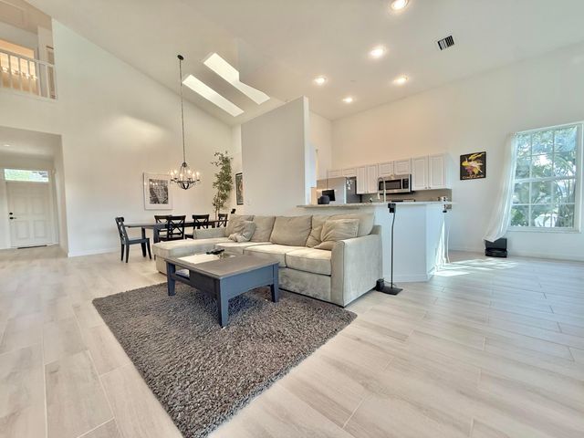 46 Pinnacle Cove, Palm Beach Gardens, FL 33418