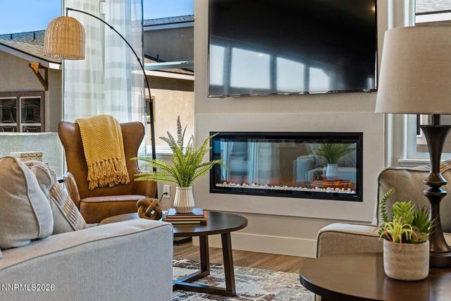 180 Silver Peak Loop 3, Carson City, NV 89701