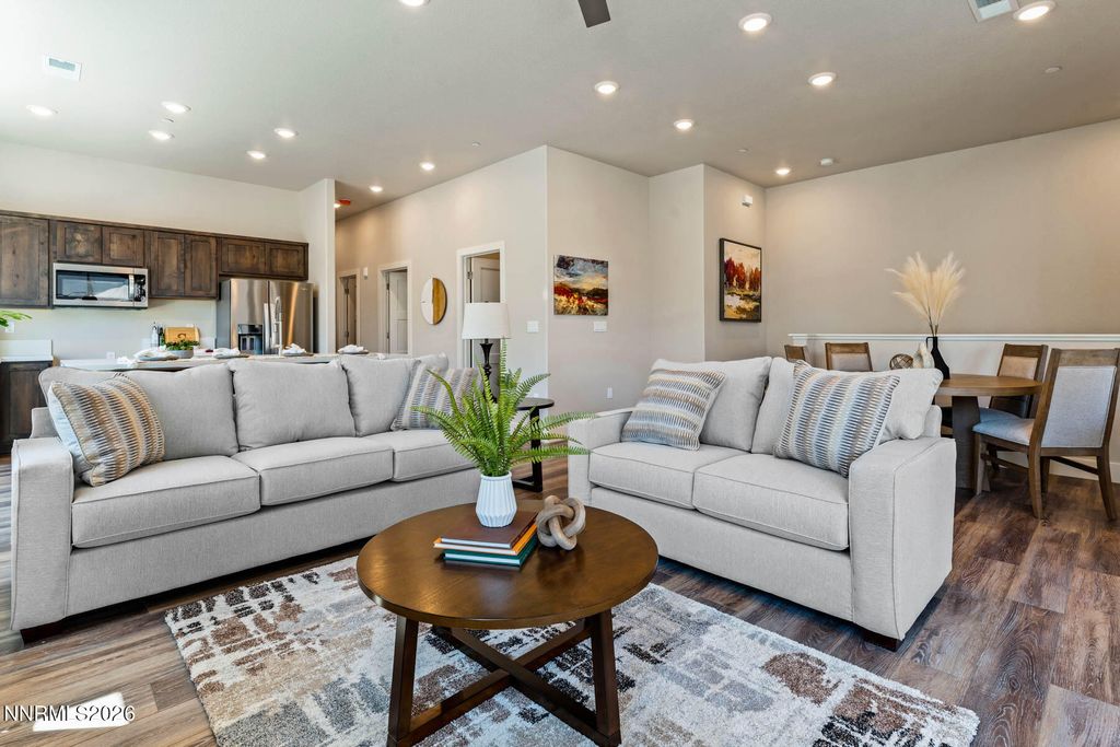 180 Silver Peak Loop 3, Carson City, NV 89701