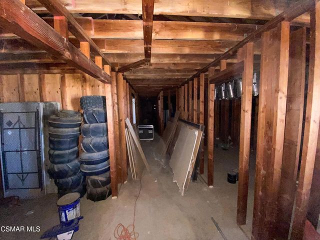 44132 Munz Ranch Road, Lake Hughes, CA 93532