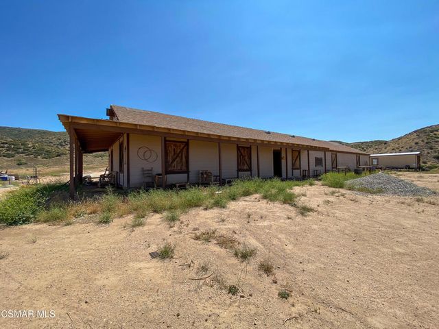 44132 Munz Ranch Road, Lake Hughes, CA 93532