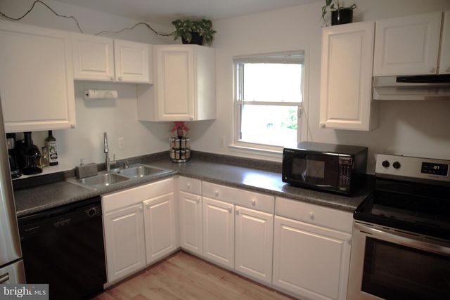 13230 DELANEY RD, Woodbridge, VA 22193