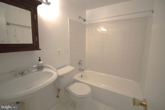 13230 DELANEY RD, Woodbridge, VA 22193