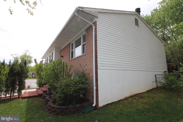 13230 DELANEY RD, Woodbridge, VA 22193