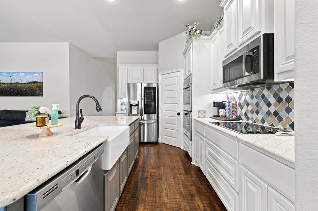 1056 Hickory Lane, Howe, TX 75459