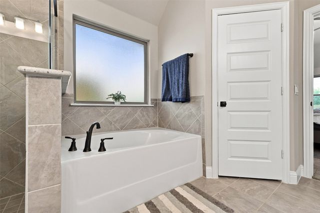 1056 Hickory Lane, Howe, TX 75459