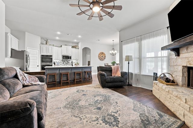 1056 Hickory Lane, Howe, TX 75459