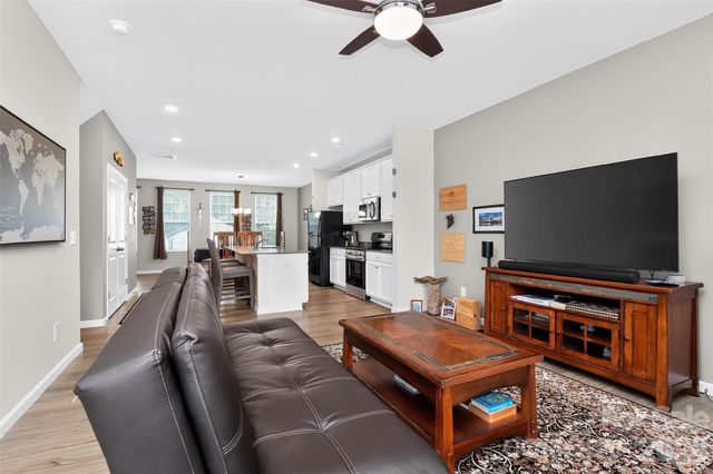 309 Cramerton Mills Parkway, Cramerton, NC 28032