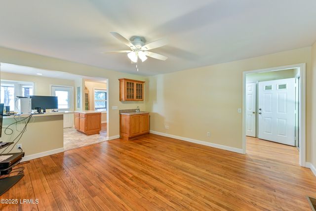 24 Presnell Circle, Beaufort, SC 29902