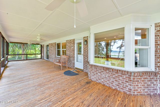 24 Presnell Circle, Beaufort, SC 29902