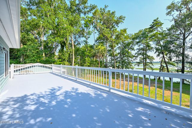 24 Presnell Circle, Beaufort, SC 29902