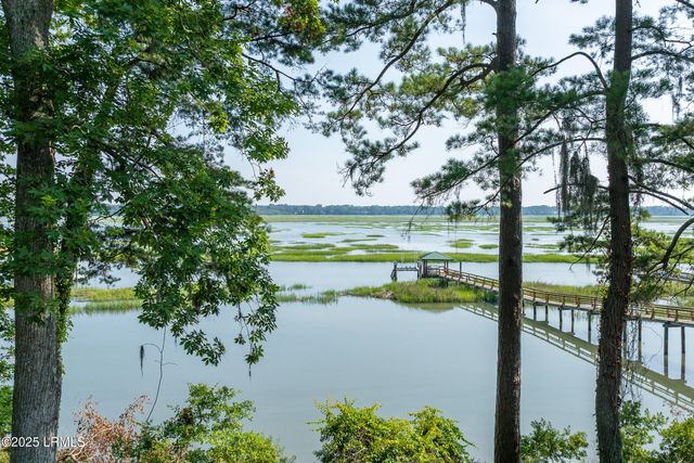 24 Presnell Circle, Beaufort, SC 29902