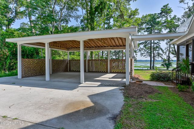 24 Presnell Circle, Beaufort, SC 29902