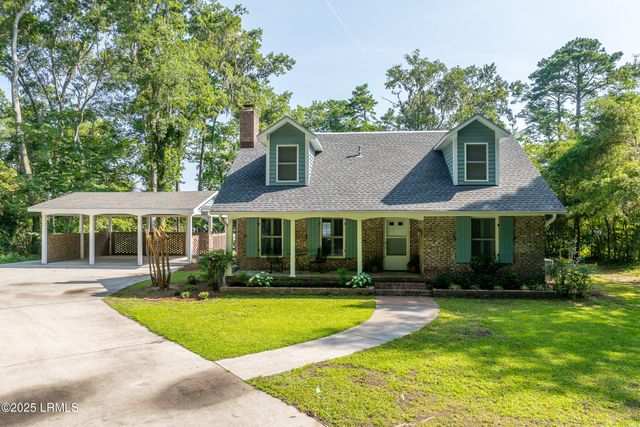 24 Presnell Circle, Beaufort, SC 29902