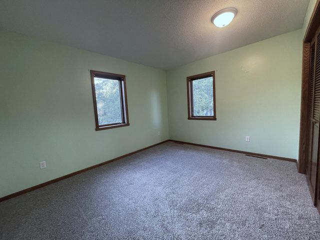1757 23rd Street S, Fargo, ND 58103