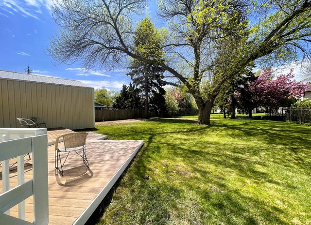1757 23rd Street S, Fargo, ND 58103