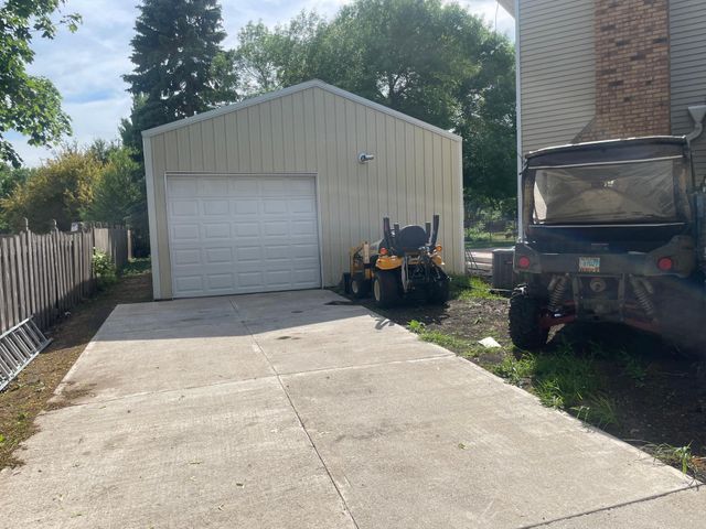 1757 23rd Street S, Fargo, ND 58103