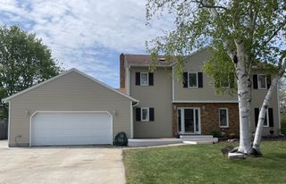 1757 23rd Street S, Fargo, ND 58103