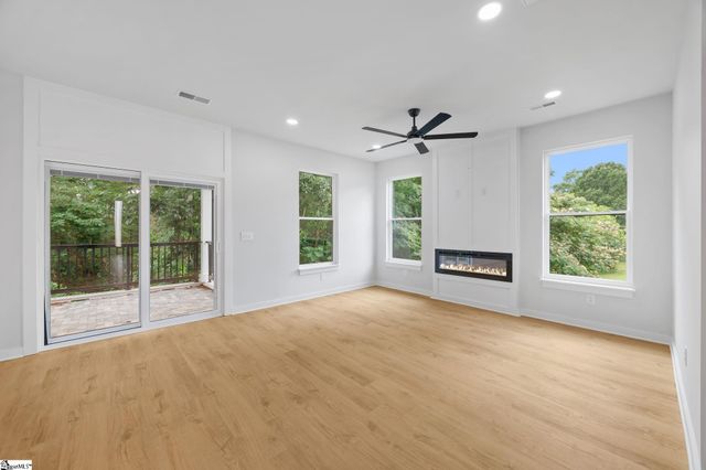 128 Lyman Avenue, Duncan, SC 29334