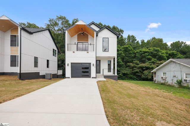 128 Lyman Avenue, Duncan, SC 29334