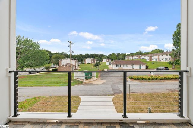 128 Lyman Avenue, Duncan, SC 29334