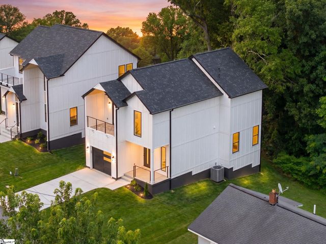 128 Lyman Avenue, Duncan, SC 29334