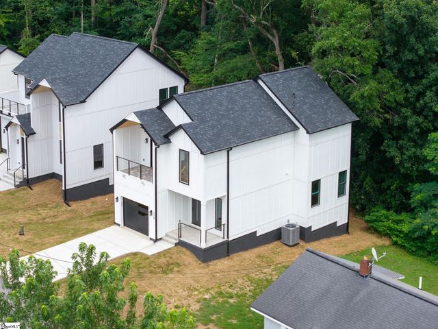 128 Lyman Avenue, Duncan, SC 29334