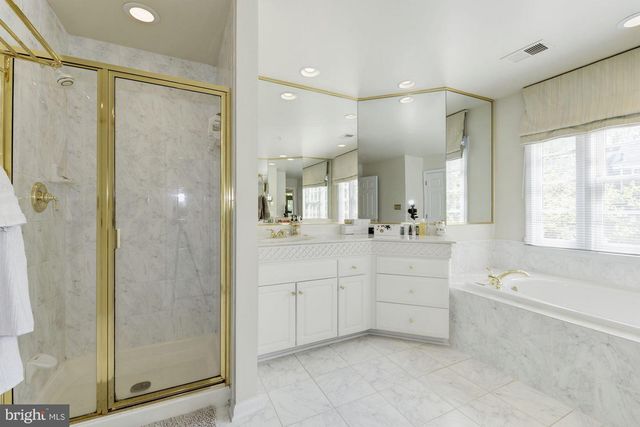 4005 MANSION DR NW, Washington, DC 20007