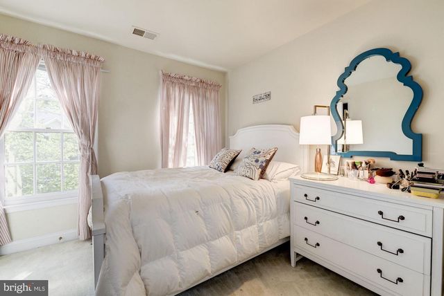 4005 MANSION DR NW, Washington, DC 20007