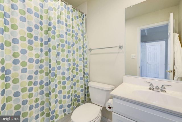 4005 MANSION DR NW, Washington, DC 20007