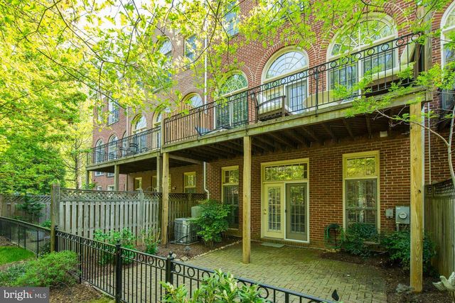 4005 MANSION DR NW, Washington, DC 20007