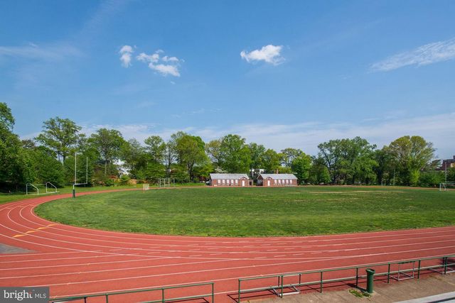 4005 MANSION DR NW, Washington, DC 20007