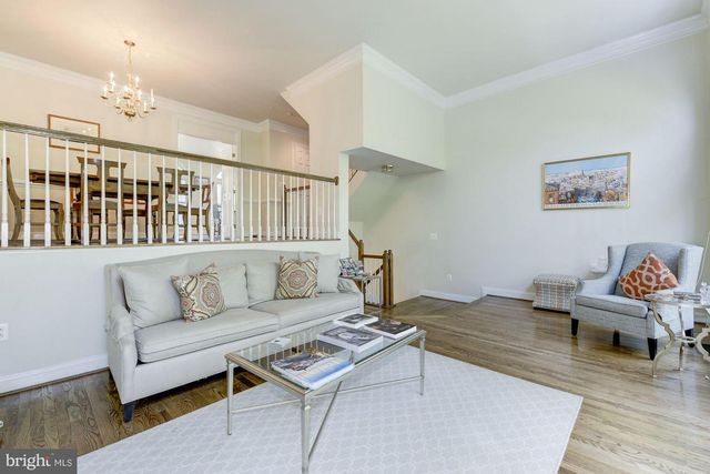 4005 MANSION DR NW, Washington, DC 20007