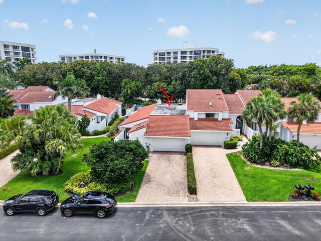 7374 Woodmont Court, Boca Raton, FL 33434