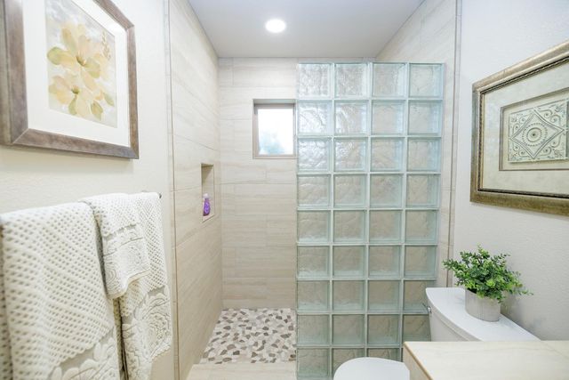 7167 Eleanor Rd, Oakdale, CA 95361