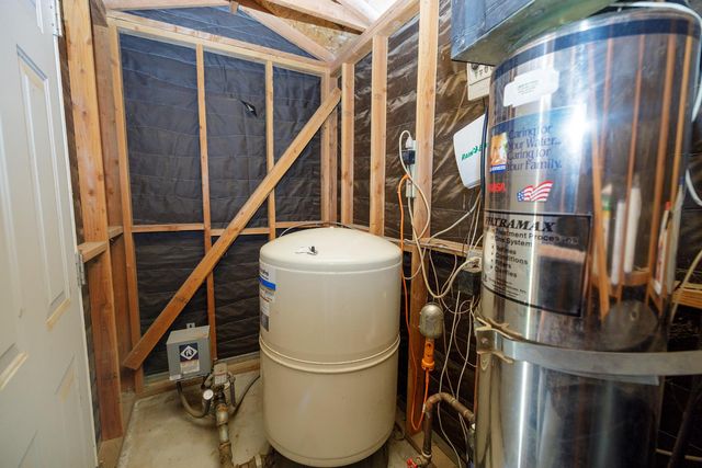 7167 Eleanor Rd, Oakdale, CA 95361