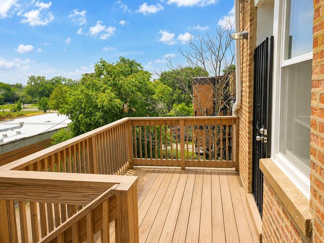1439 E 66th Place 3W, Chicago, IL 60637