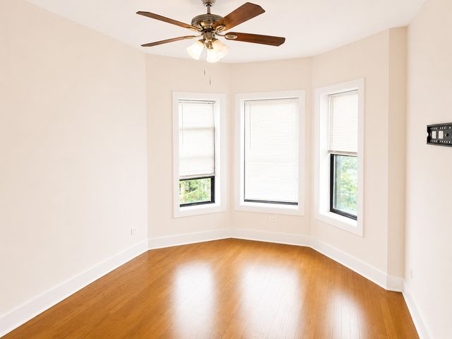 1439 E 66th Place 3W, Chicago, IL 60637